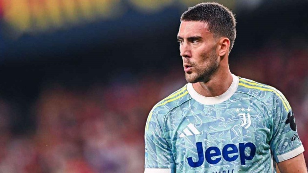 Tiền đạo Dusan Vlahovic đang nhận được sự chú ý từ nhiều câu lạc bộ hàng đầu