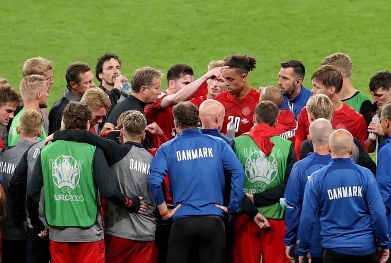 Lộ diện người thay Ten Hag tại Leverkusen, ra mắt ngay cuối tuần - Ảnh 3 Lộ diện người thay Ten Hag tại Leverkusen, ra mắt ngay cuối tuần