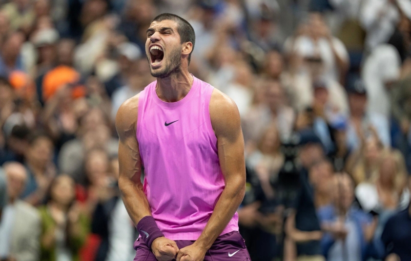 Alcaraz ăn mừng chức vô địch US Open 2025