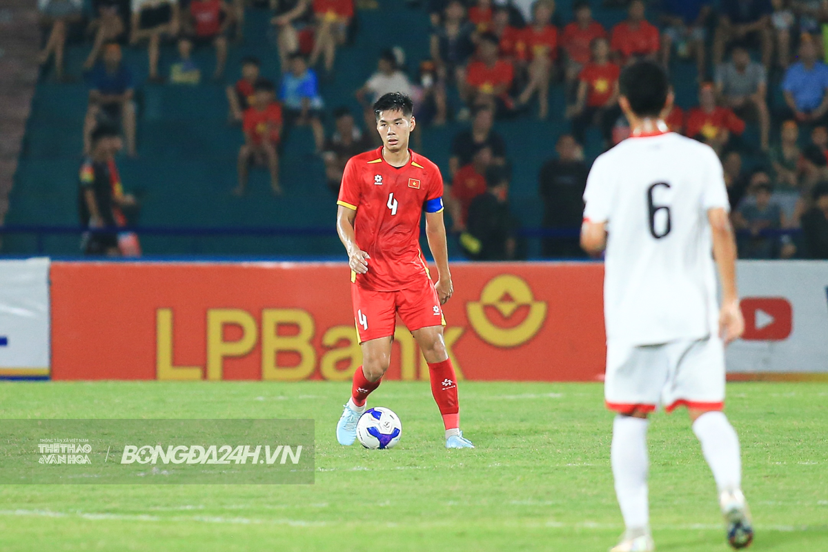Ba thủ lĩnh của HLV Kim Sang Sik 4