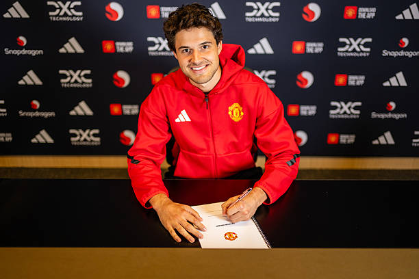 Thủ môn Sanne Lammens là tân binh mới tại Man United