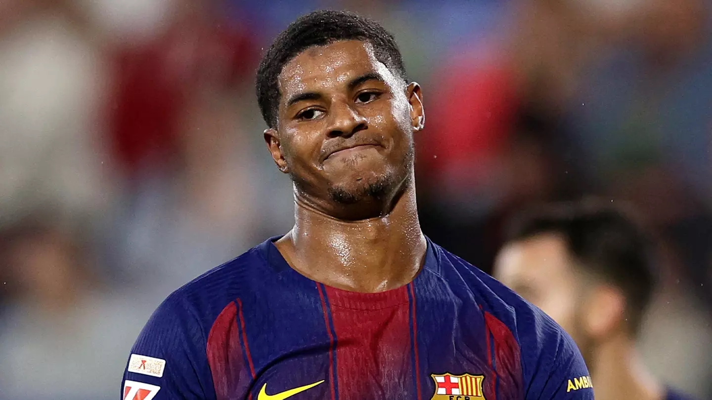 Marcus Rashford thi đấu cho Barcelona
