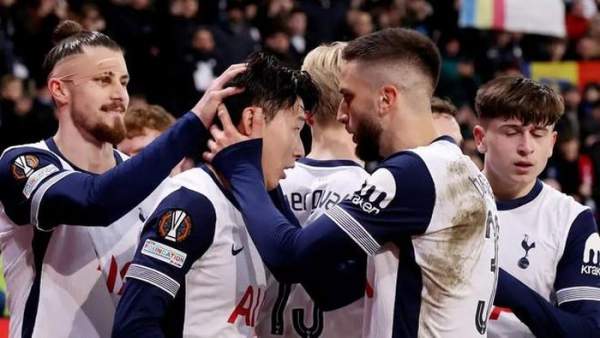 Son Heung-min cùng đồng đội quyết tâm