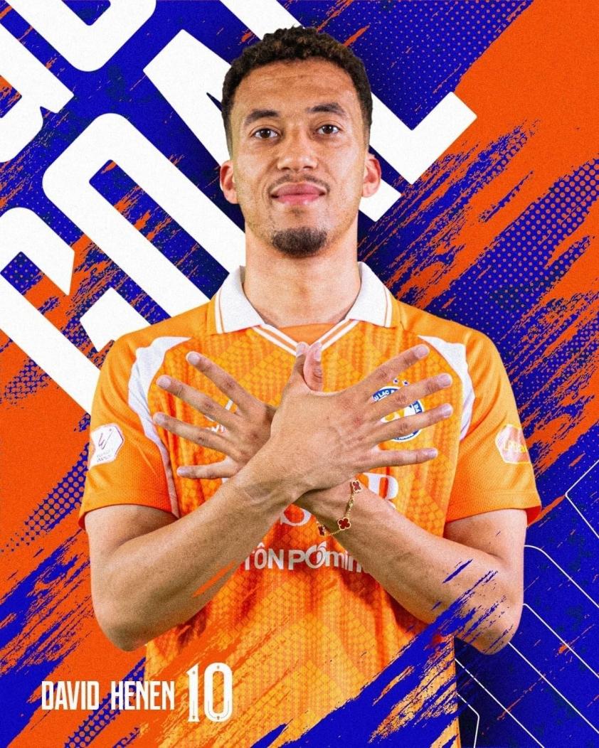 Hình ảnh David Henen trong màu áo SHB Đà Nẵng