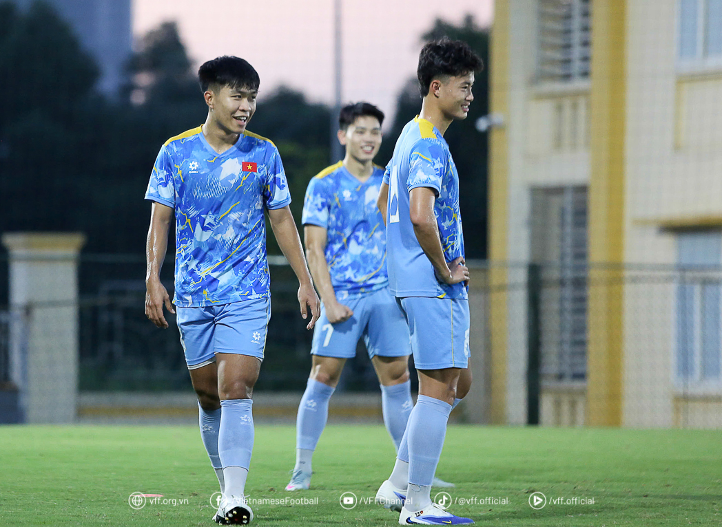 Hậu vệ Phạm Lý Đức “U23 Việt Nam không xem thường Singapore 1 Phạm Lý Đức khẳng định U23 Việt Nam sẽ không xem thường Singapore