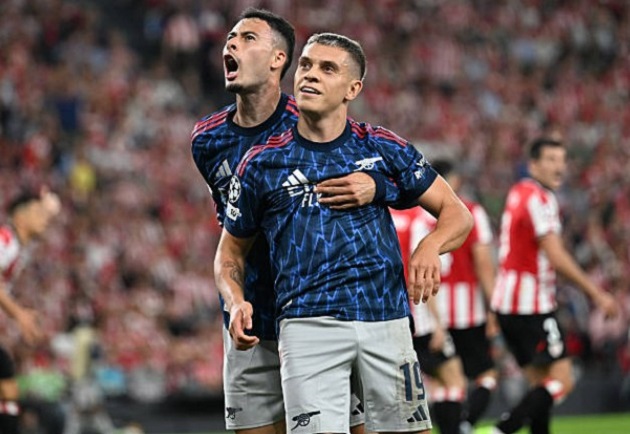 Arsenal tăng tốc thành công trong hiệp 2.