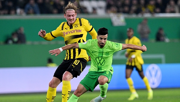 Dortmund được dự đoán gặp nhiều khó khăn dù có lợi thế sân nhà. Dortmund gặp khó khăn trên sân nhà