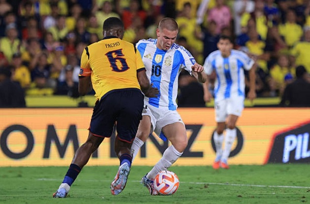 Mastantuono mang áo số 10 của Argentina