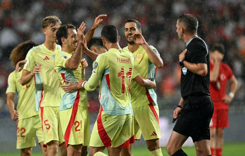 Tây Ban Nha thắng Thổ Nhĩ Kỳ 6-0