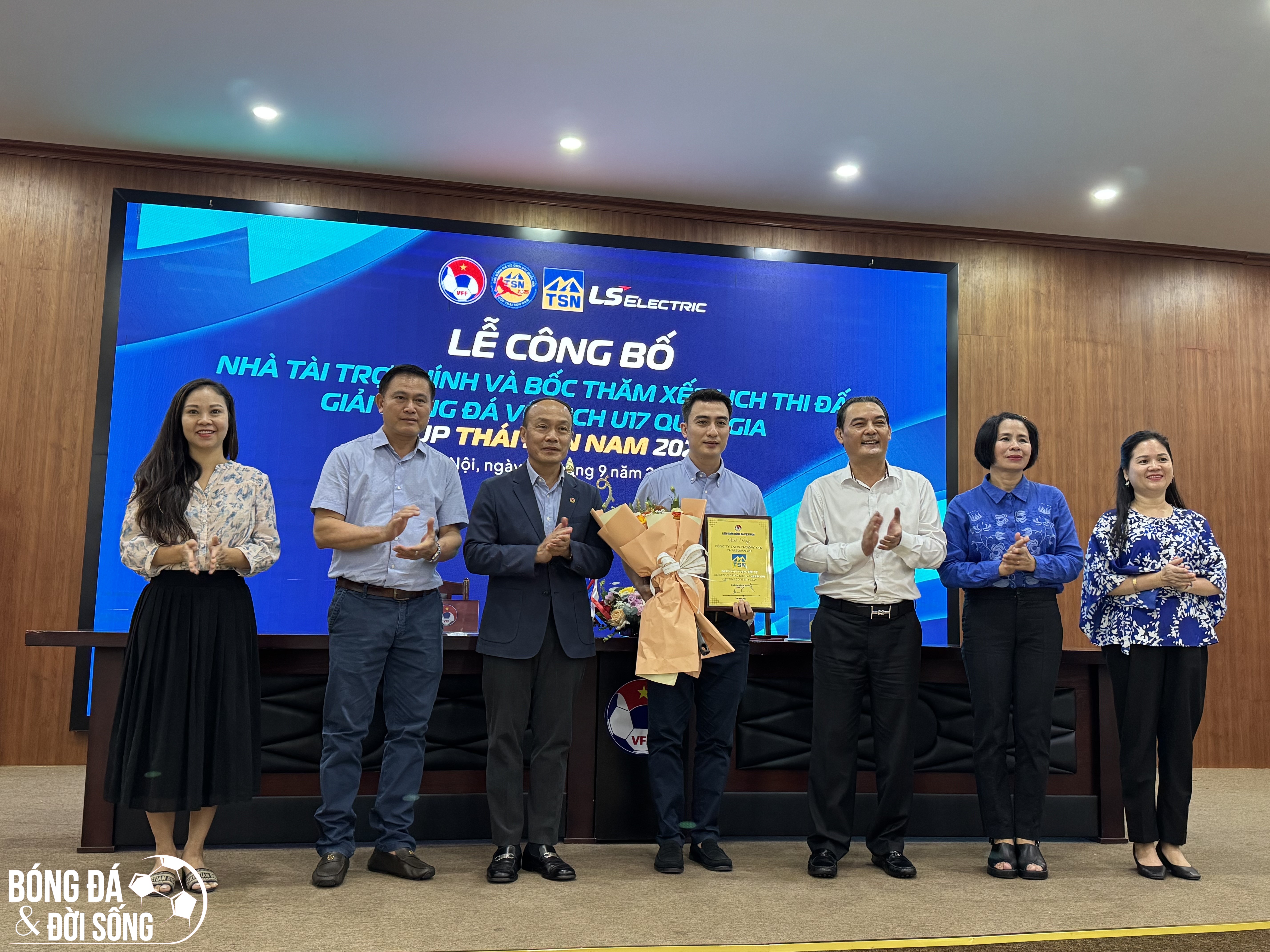 Lễ công bố Nhà tài trợ chính và bốc thăm xếp lịch VCK U17 Quốc gia