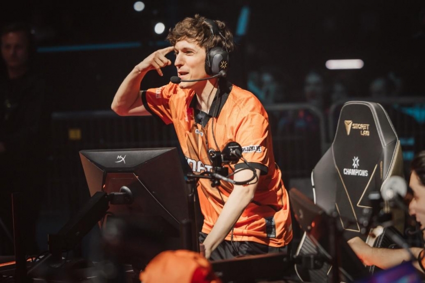 Trận đấu giữa Fnatic và DRX tại vòng playoffs VCT Champions 2025
