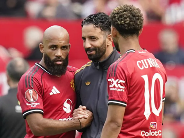 HLV Amorim buộc phải cải thiện Quỷ đỏ trong mùa giải này. a3