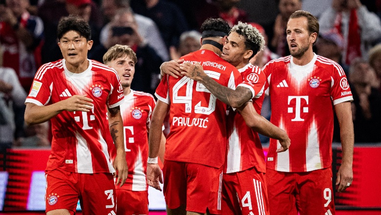 Bayern Munich đại thắng trong ngày ra quân