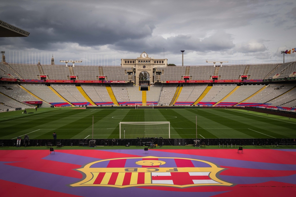 Camp Nou đang trong quá trình cải tạo