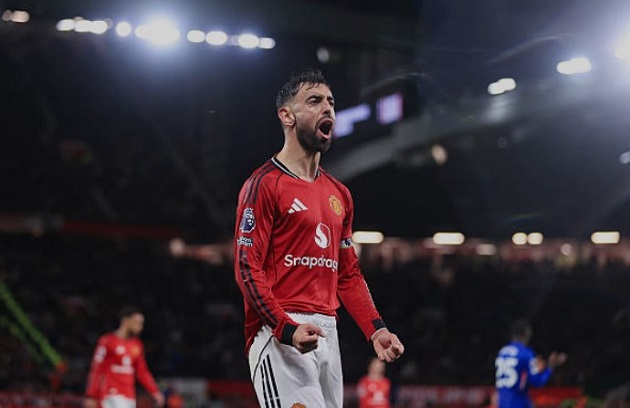 Bruno Fernandes ăn mừng bàn thắng