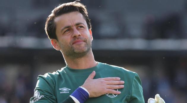 Lukasz Fabianski trở lại West Ham.