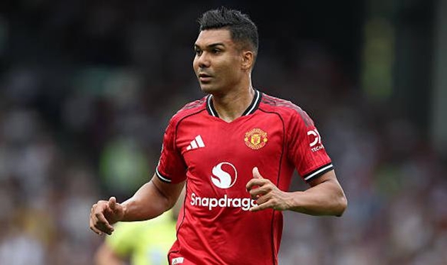 Casemiro nằm trong tầm ngắm của Al-Nassr