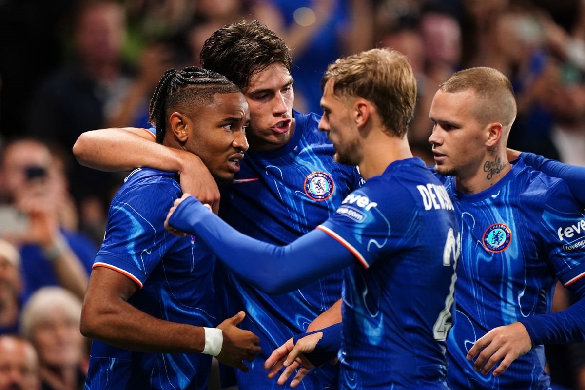 Chelsea giữ vững vị trí dẫn đầu ở Conference League