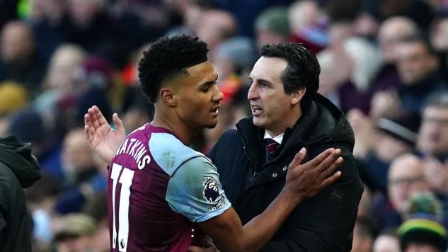 Unai Emery còn nhiều việc phải làm.