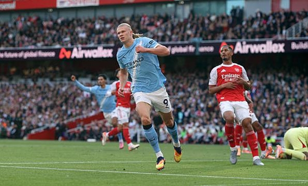 Man City ghi bàn từ tình huống phản công.