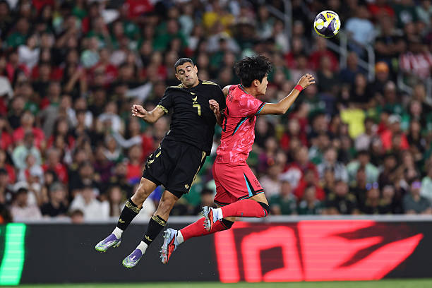 Mexico và Hàn Quốc bất phân thắng bại.