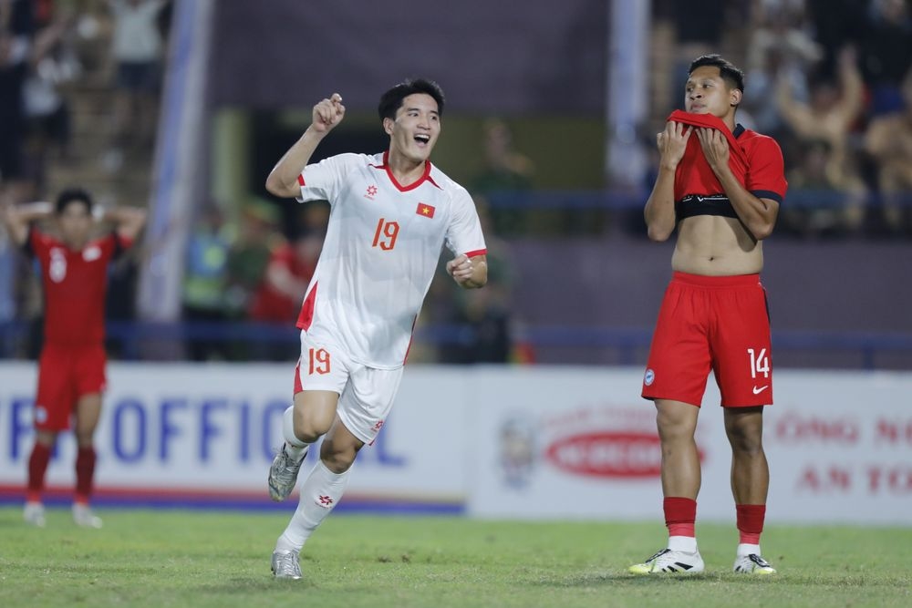 U23 VN thắng Singapore