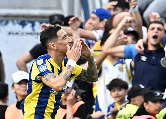 Angel Di Maria ghi bàn