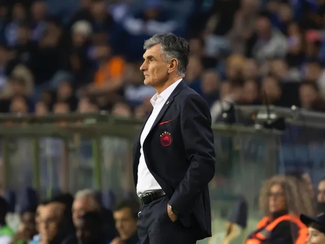 Olympiacos khó có điểm trước Arsenal.