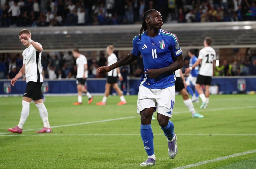Moise Kean ghi bàn thắng mở tỷ số cho Ý