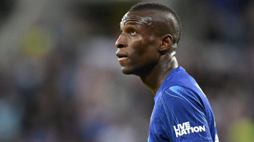 Jackson ở lại Chelsea