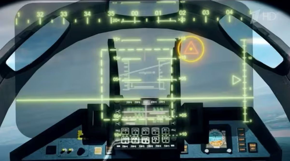 Phi công sử dụng mũ bay trên Su-57M1 Mũ phi công của tiêm kích Su-57M1
