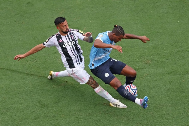 Akanji đối đầu Juventus FIFA Club World Cup