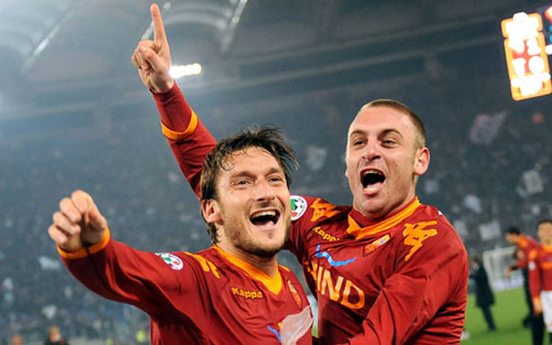 Francesco Totti và Daniele De Rossi biểu tượng Roma