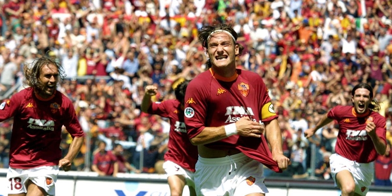 AS Roma mùa giải 2001 lịch sử