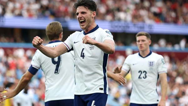 Declan Rice ghi bàn