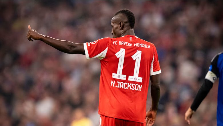 Jackson ra mắt Bayern ở đầu hiệp 2