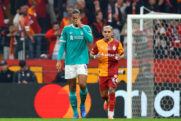 Van Dijk phân tích thất bại của Liverpool