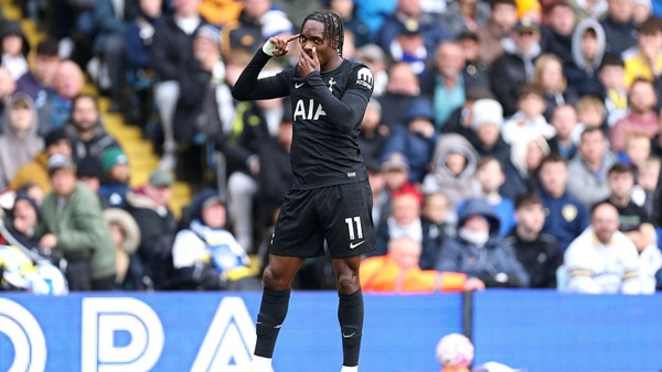 Mathys Tel đang trưởng thành tại Tottenham
