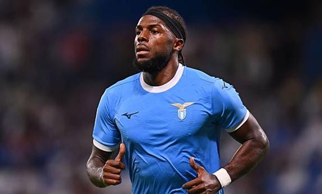 Nuno Tavares được Chelsea quan tâm