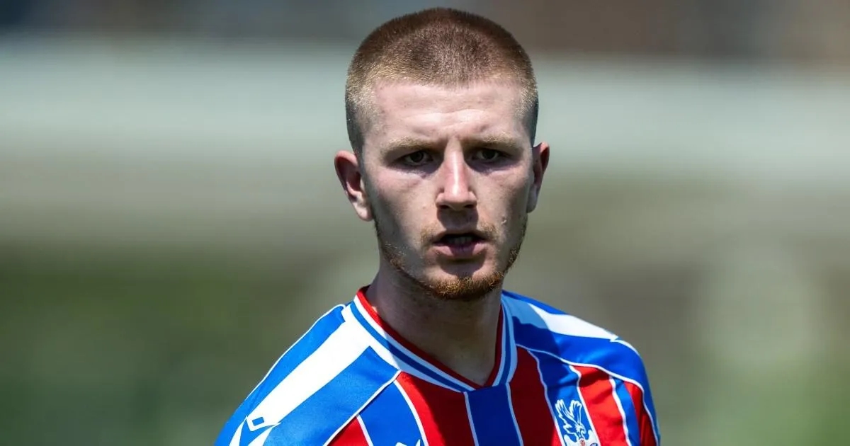 Adam Wharton trong màu áo Crystal Palace