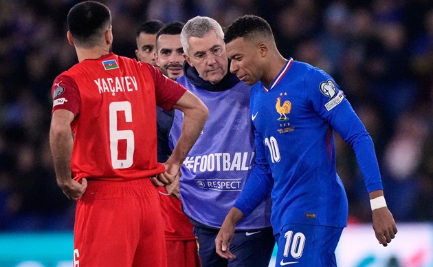 Chấn thương của Mbappe không nghiêm trọng