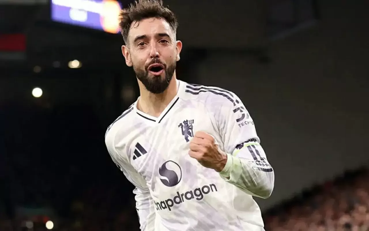 Fernandes vượt Cantona trong top 5 kiến tạo cho MU ở Ngoại hạng Anh Fernandes vượt Cantona trong top 5 kiến tạo cho MU ở Ngoại hạng Anh
