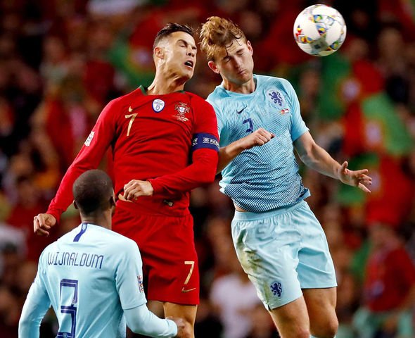 De Ligt fan Ronaldo và Man Utd từ nhỏ