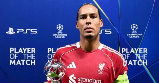 Van Dijk phát biểu sau trận thắng Frankfurt Van Dijk phát biểu sau trận thắng Frankfurt