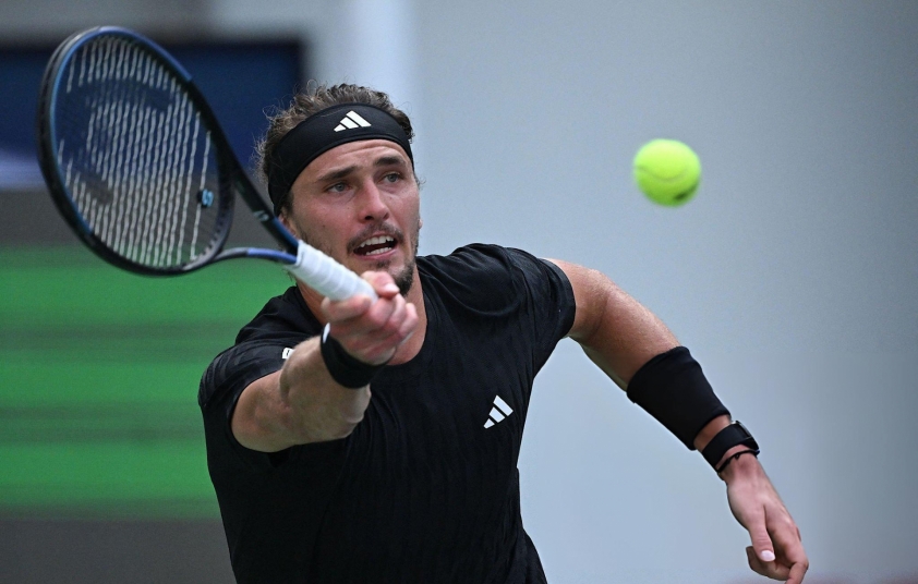 Zverev trải qua trận đấu khó khăn trước Valentin Royer
