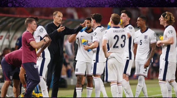 HLV Thomas Tuchel và các cầu thủ tuyển Anh