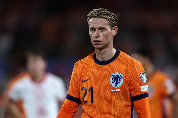 Frenkie de Jong trên sân