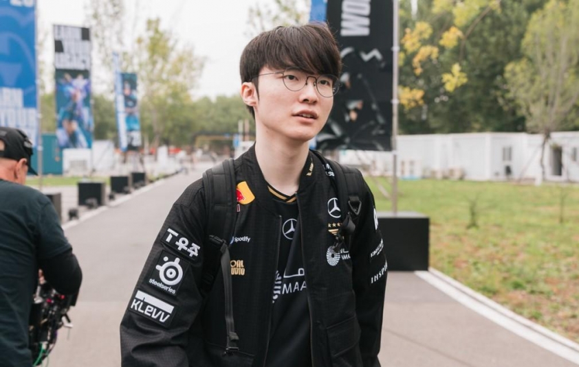 Faker vượt trội tại CKTG 2025
