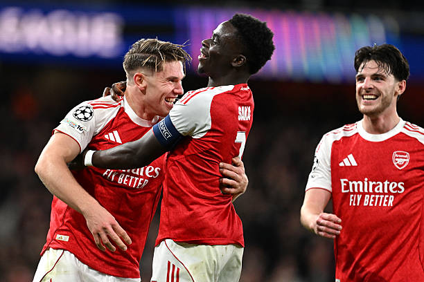 Bukayo Saka và Viktor Gyokeres đang thi đấu ăn ý tại Arsenal. Bukayo Saka và Viktor Gyokeres đang thi đấu ăn ý tại Arsenal.