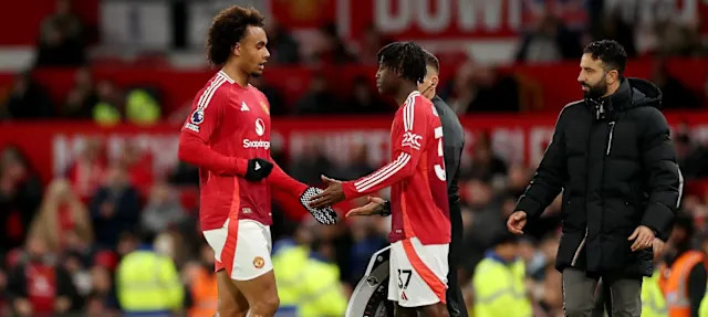 Man Utd muốn giữ cả Mainoo lẫn Zirkzee ở lại. Man Utd muốn giữ cả Mainoo lẫn Zirkzee